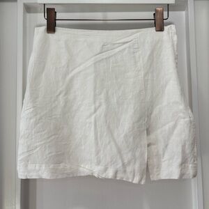 H&M White Linen Mini Skirt Size Small
